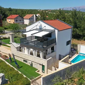 Vala, 4*, Sea View & Private Heated Pool Apartment