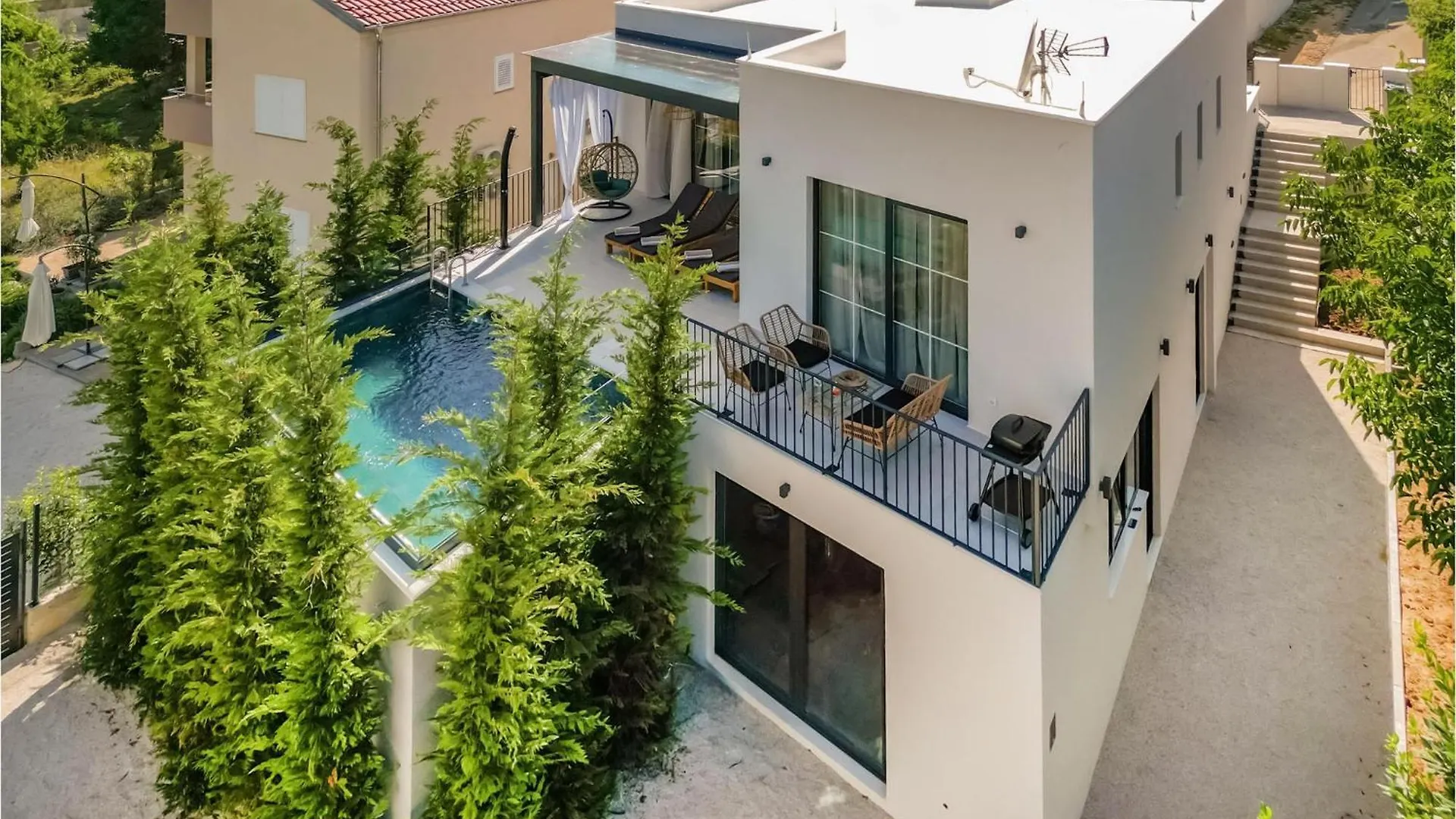 Villa Medellin Pridraga